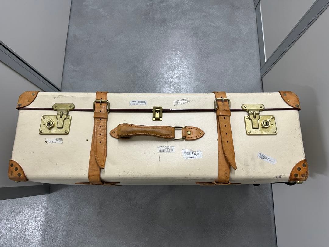 オキドキヨGlobe-Trotter アイボリー キャリーケース