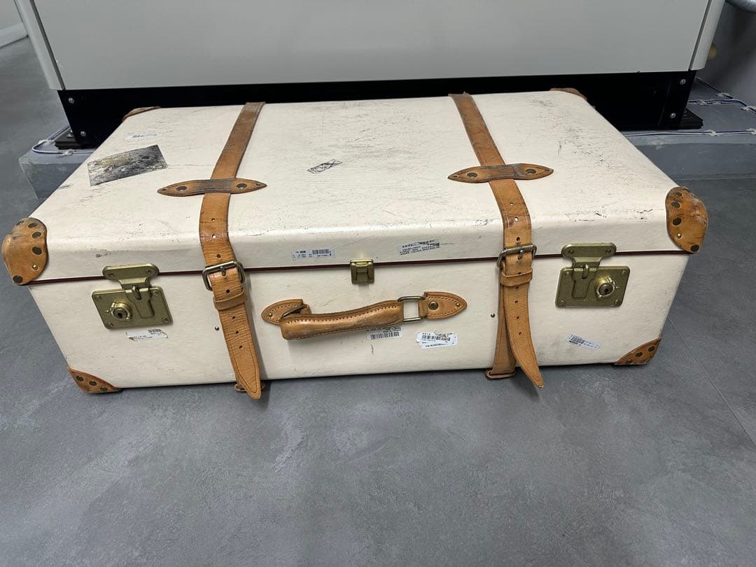 オキドキヨGlobe-Trotter アイボリー キャリーケース