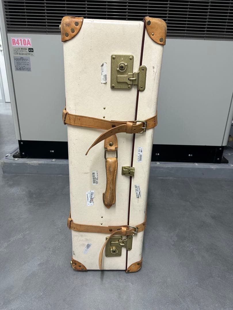 オキドキヨGlobe-Trotter アイボリー キャリーケース