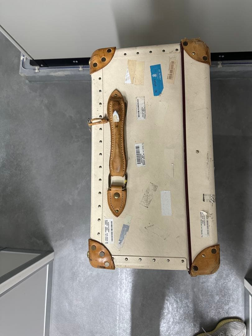 オキドキヨGlobe-Trotter アイボリー キャリーケース