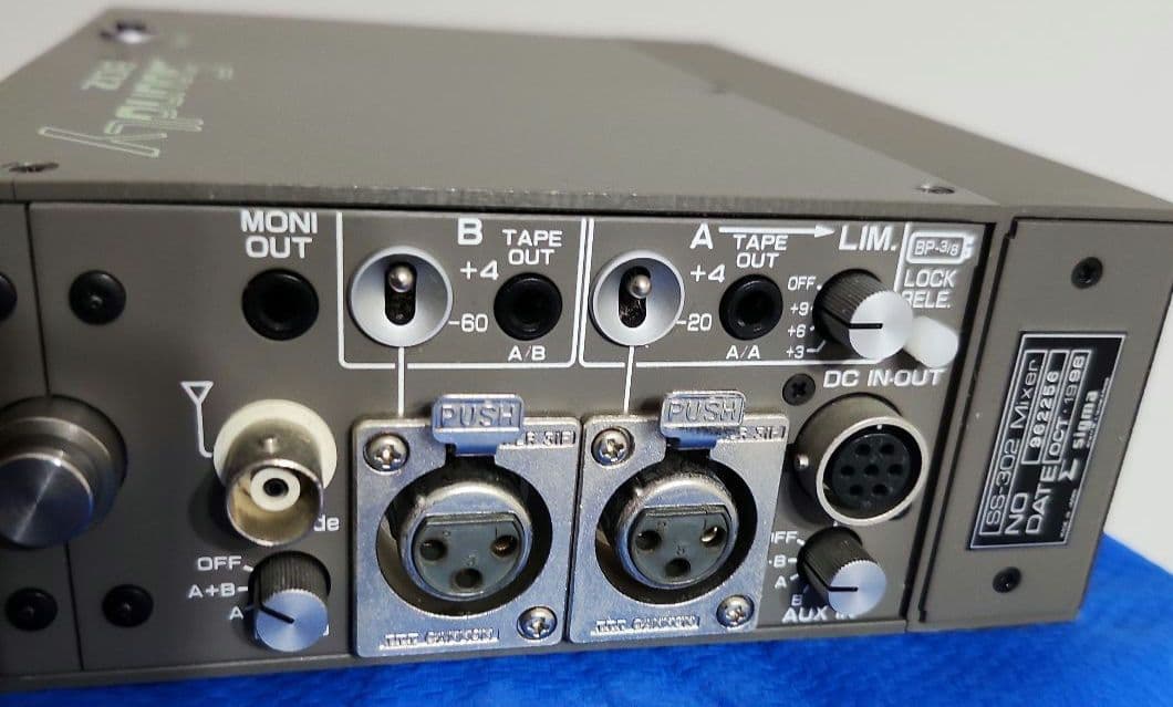 シグマSS-302 ポータブル3Chミキサー　映像制作向け【美品】