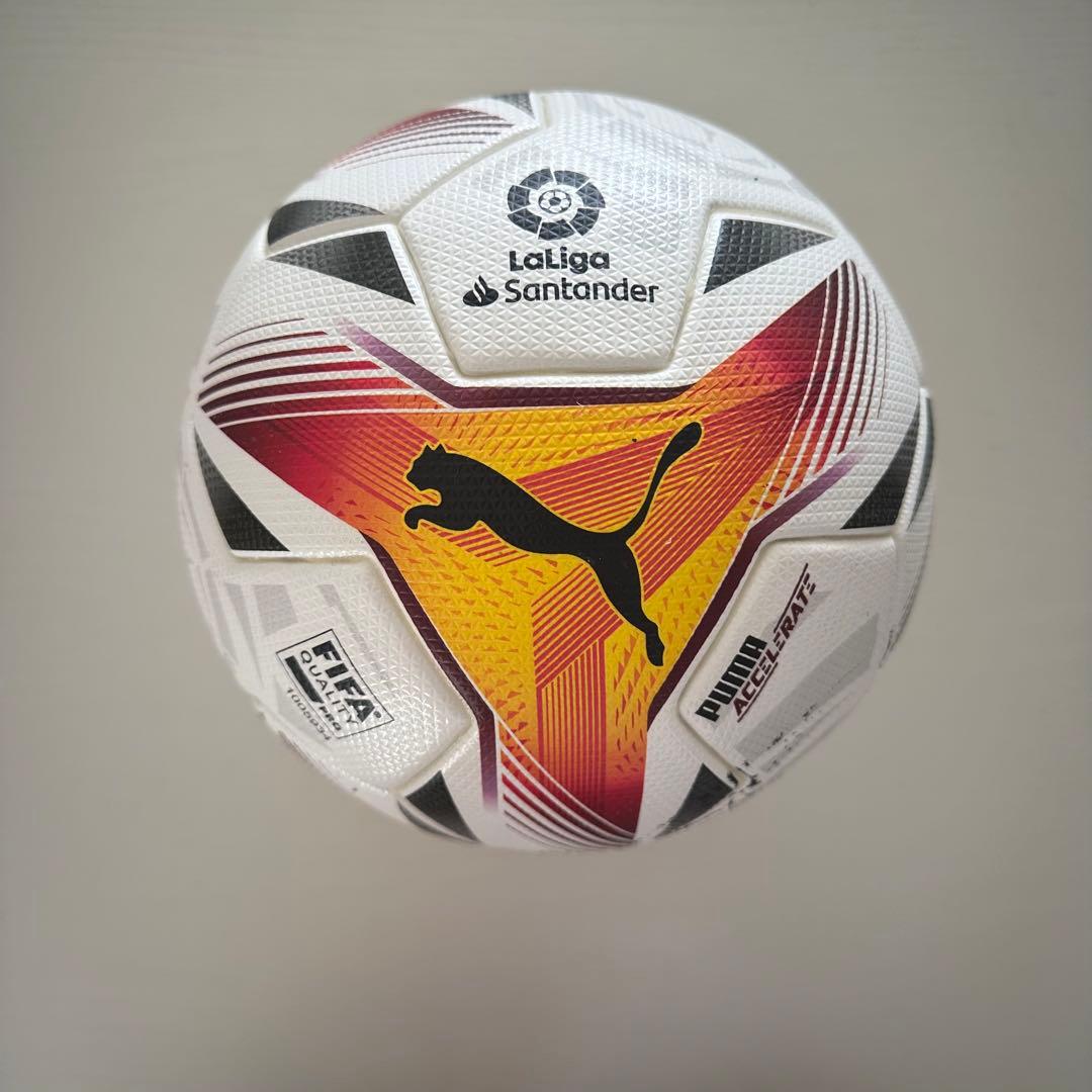 ラ・リーガ２１／２２シーズン公式試合球「ACCELERATE」