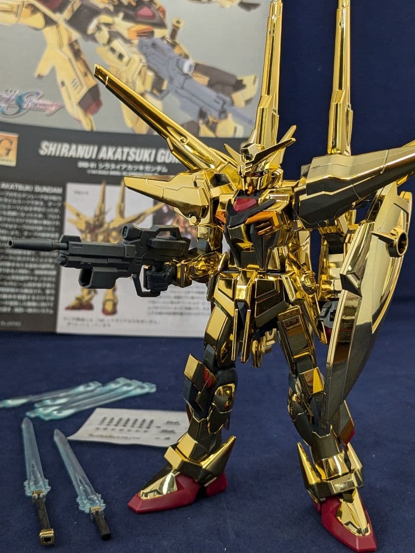 ガンプラ 組立済み まとめ売り SEED，ユニコーン等21点、アスランプレート他