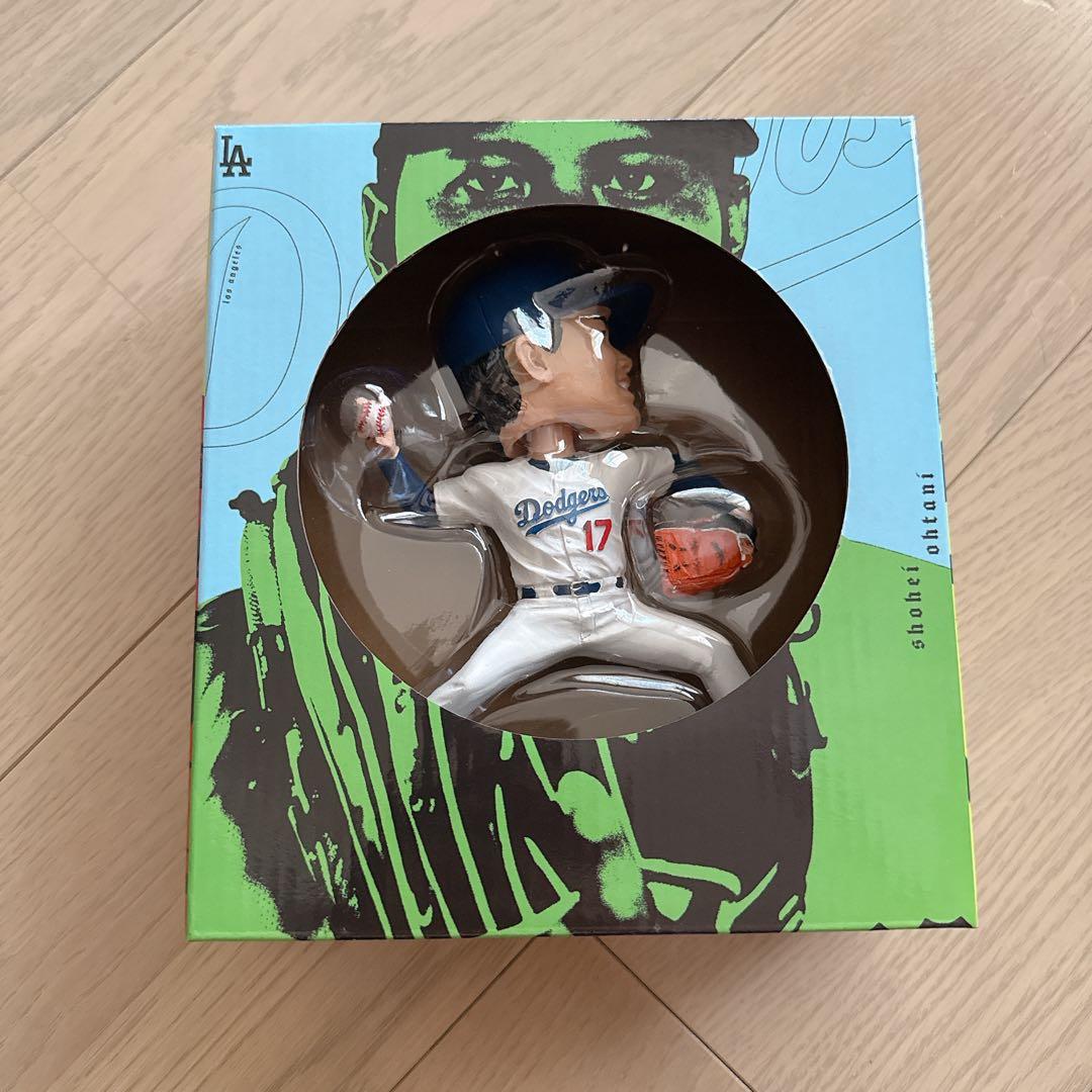 Dodgers ボブルヘッドフィギュア 17番