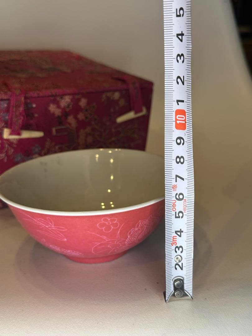 玫紅釉 粉釉 花卉文 碗　荷花・向日葵・牡丹文　中国古美術　時代物　錦箱付