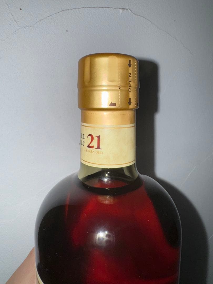 竹鶴 21年 ピュアモルト 700ml箱付き　新品ラベル剥がれなし