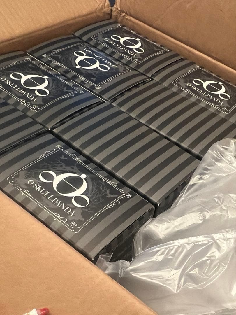 リップ濃い子 popmart アメリカ ニューヨーク 限定 スカルパンダ