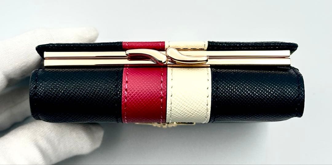 【♡新品♡】Vivienne Westwood 三つ折り財布 黒 トリコロール柄