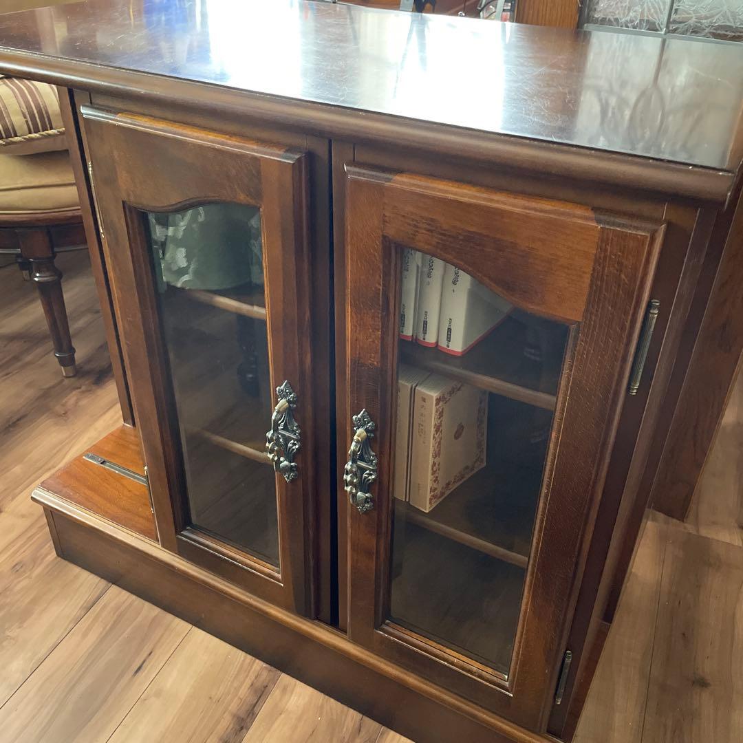 カリモク製　木製ガラス扉キャビネット〜文庫本用