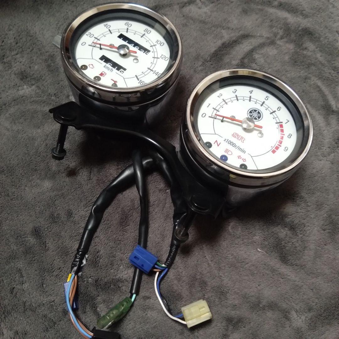 スタンレイ SR400 純正メーター 4型 美品