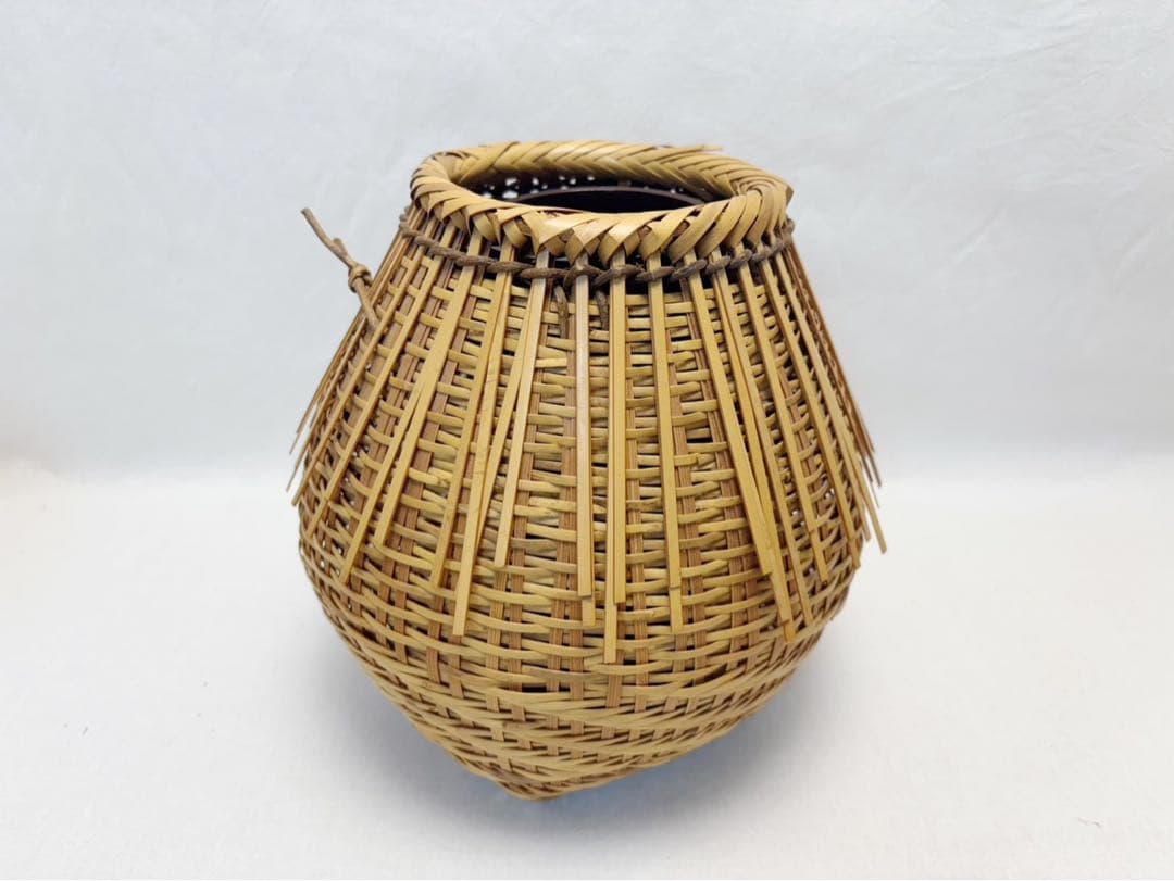 華道具 白竹 桂籠 竹花入 茶道具 竹工芸 天然竹製 竹篭 竹細工 生花 茶室