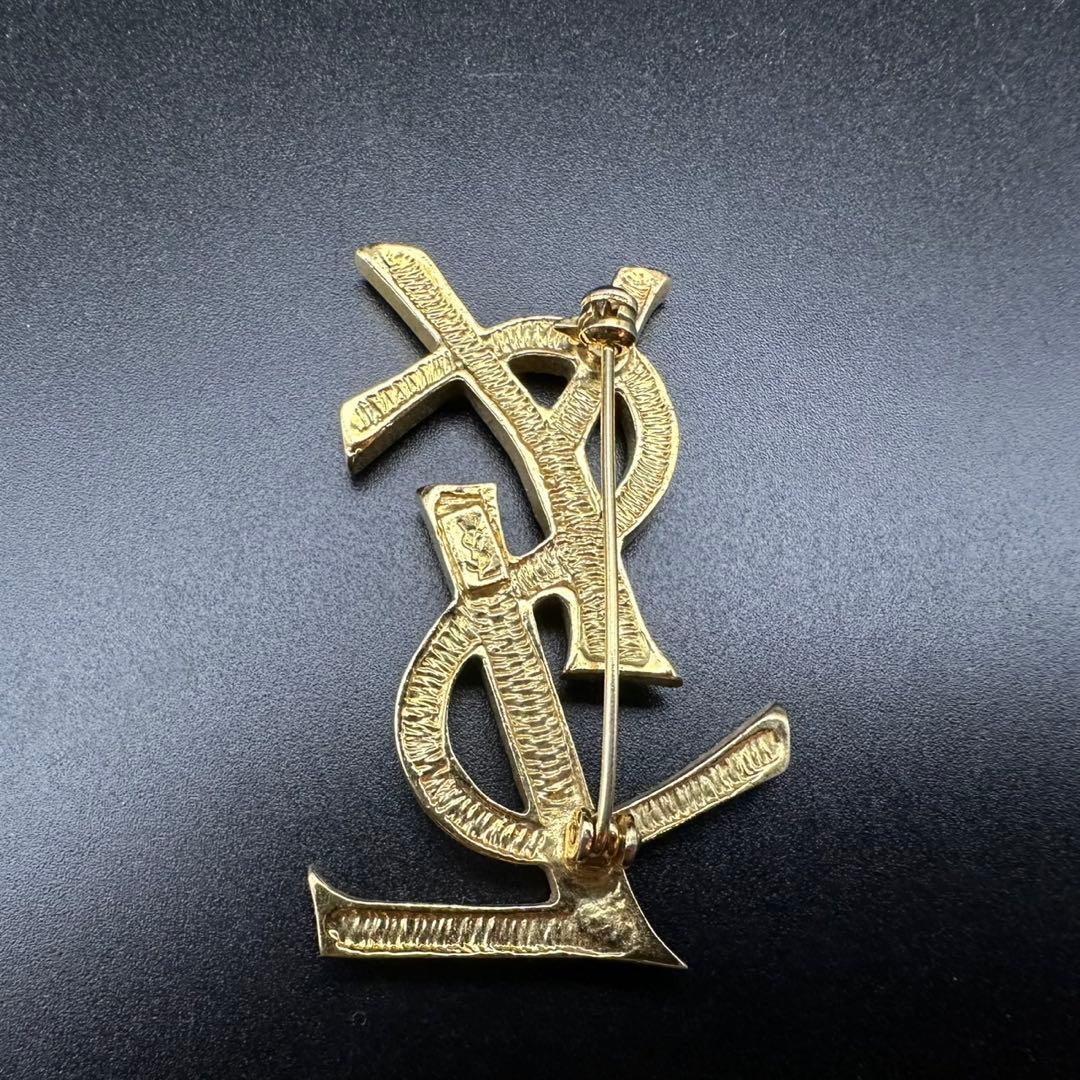 未使用級✨　YSL　イヴ・サンローラン　ブローチ　ラインストーン　ロゴ　971