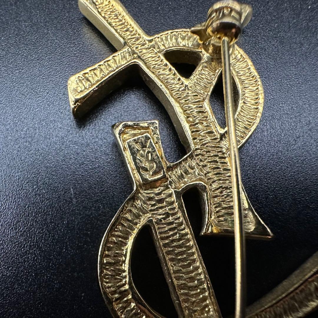 未使用級✨　YSL　イヴ・サンローラン　ブローチ　ラインストーン　ロゴ　971