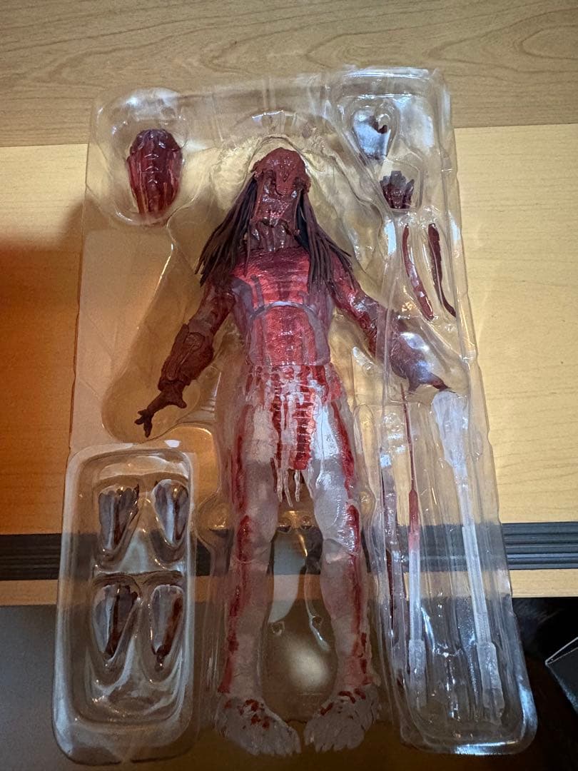 neca ネカ ベアー ブラッド フィアラル プレデター 529326124