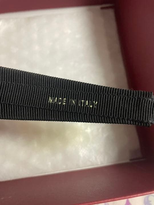 フェラガモ　ビジュー　リボン　カチューシャ