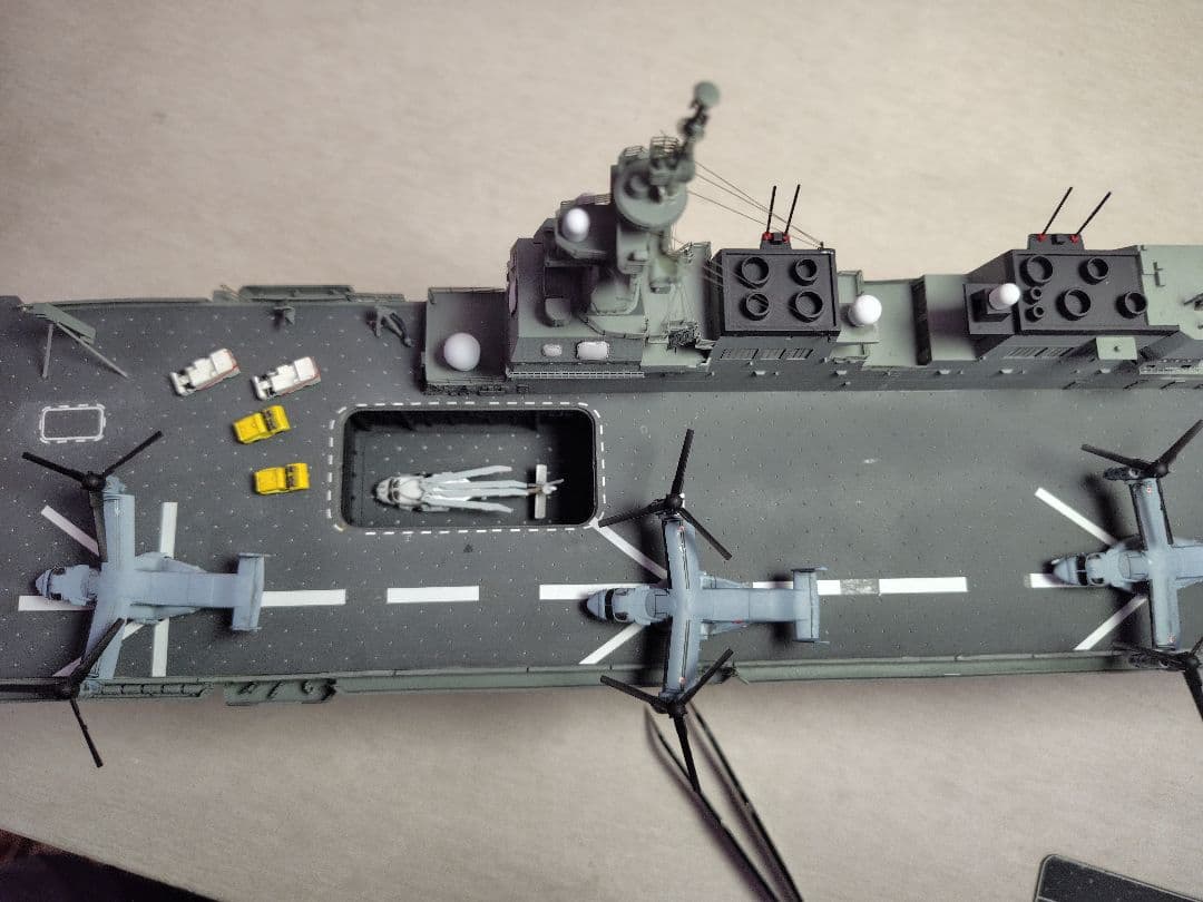 フジミ 海上自衛隊 ＤＤＨ 181 「ひゅうが」1/350 完成模型