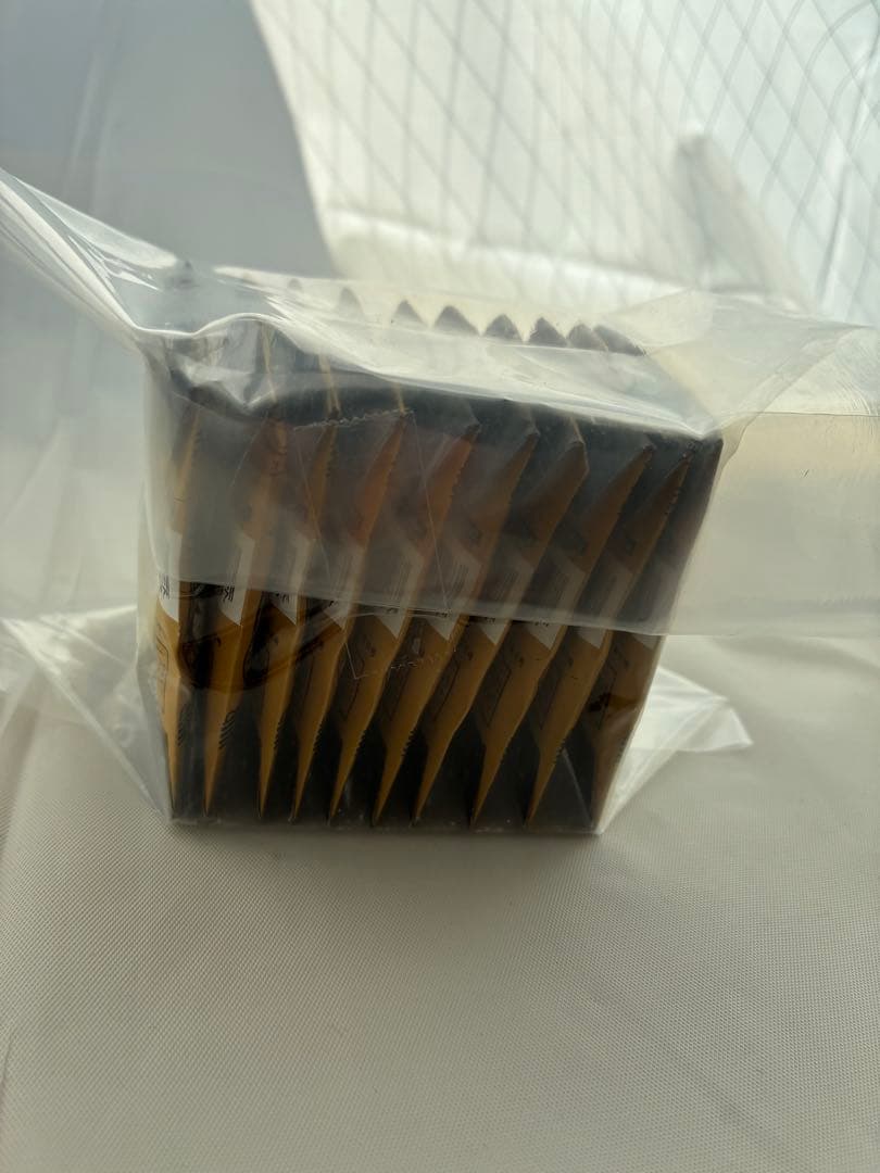 ワンピース 黄金缶バッジ 未開封 10個