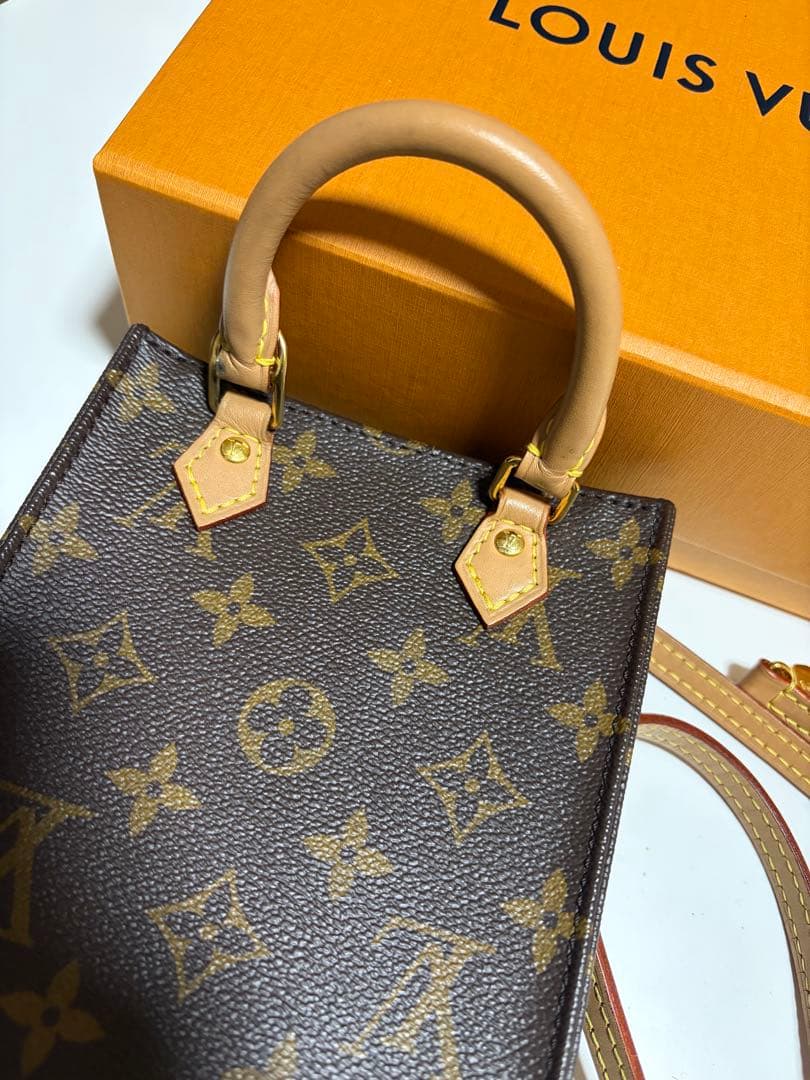 LOUIS VUITTON モノグラムショルダーバッグ サックプラ ミニ