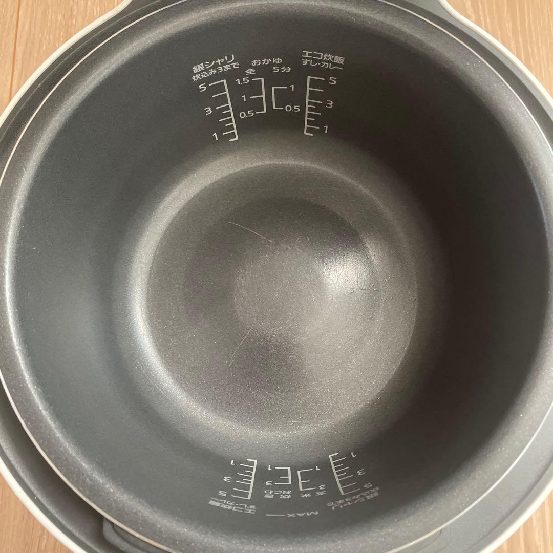 パナソニック 圧力IHジャー炊飯器 5合炊き SR-NB102 2023年製　白