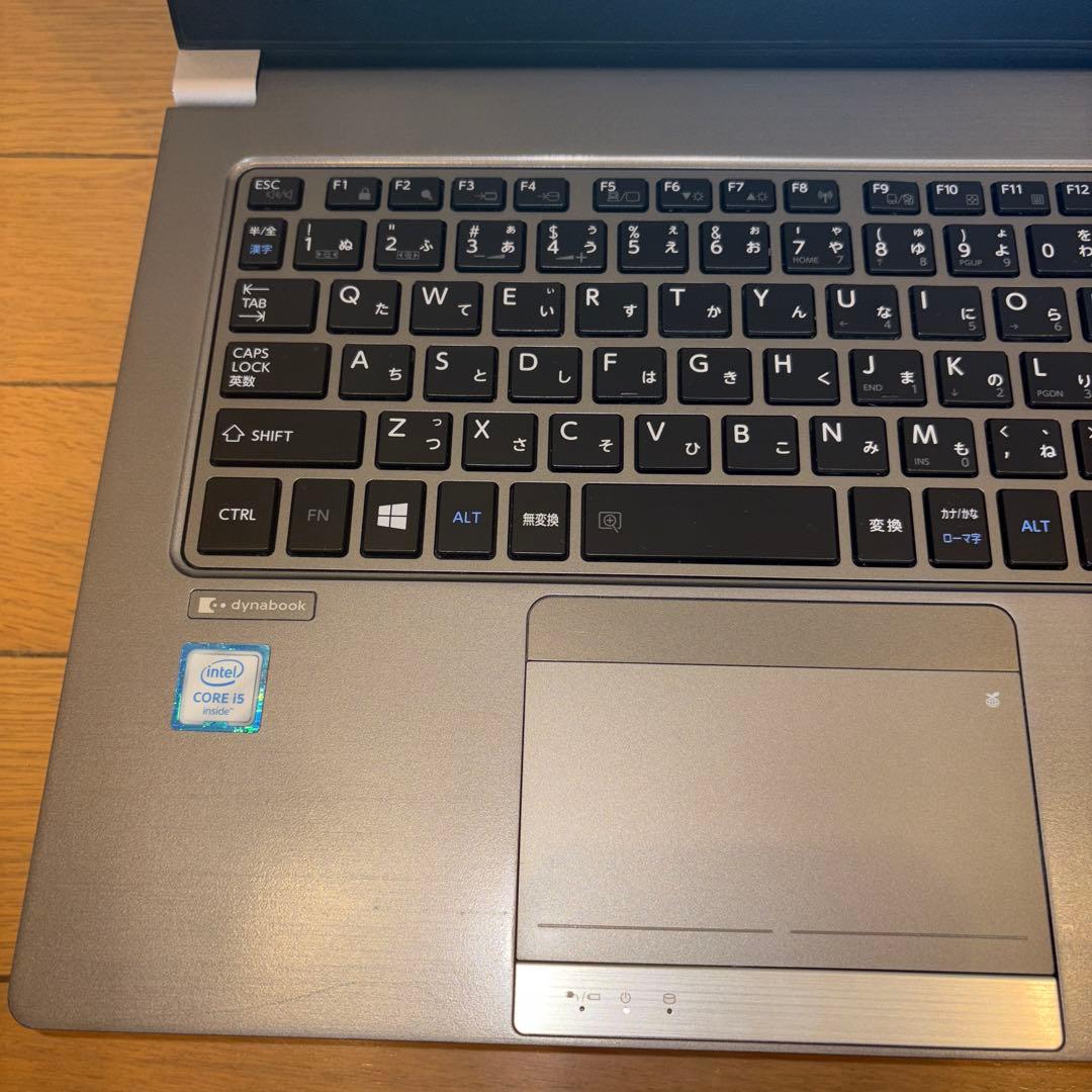 東芝 Dynabook R63/D Core i5-6300 win11 SSD