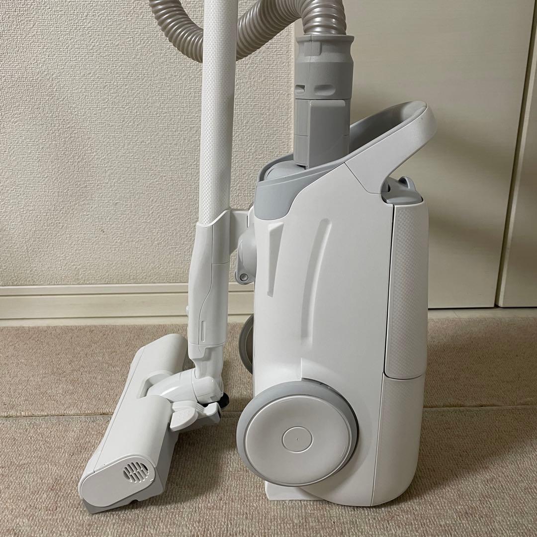 美品　パナソニック 掃除機 紙パック式　MC-SJP860K-W 2023年製