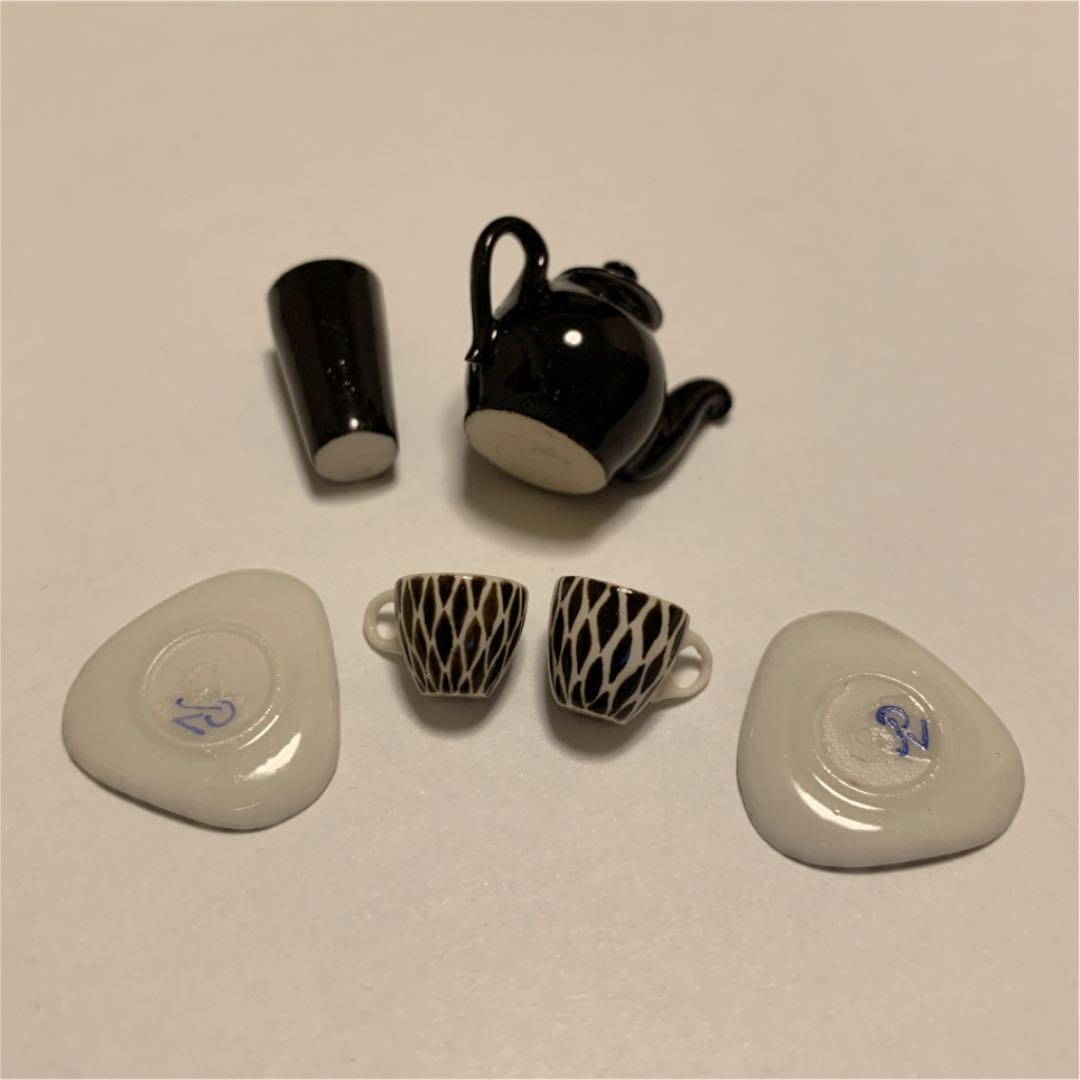 イギリス　ミニチュア　ブラックティーポット　ドールハウス　ミッドセンチュリー