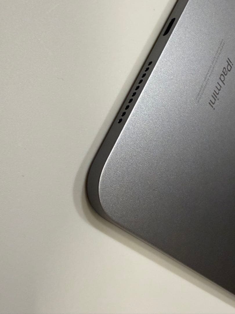 iPad mini 7 (A17Pro) 128GB スペースグレー