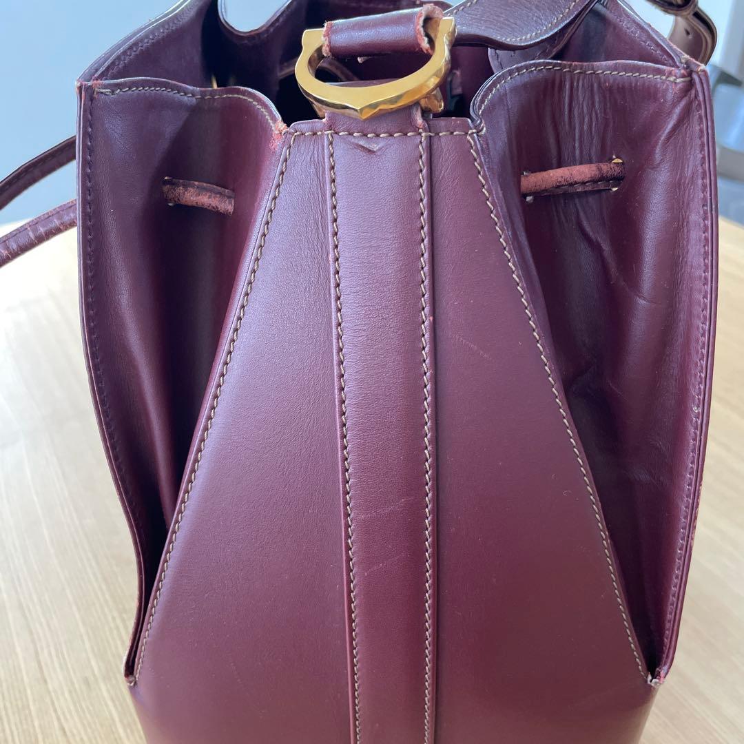 カルティエ　レザー バケツ型