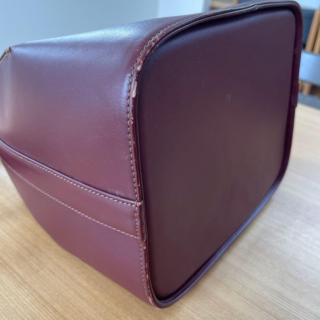 カルティエ　レザー バケツ型
