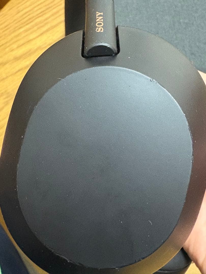 Sony WH-1000XM5 動作問題なし　傷あり