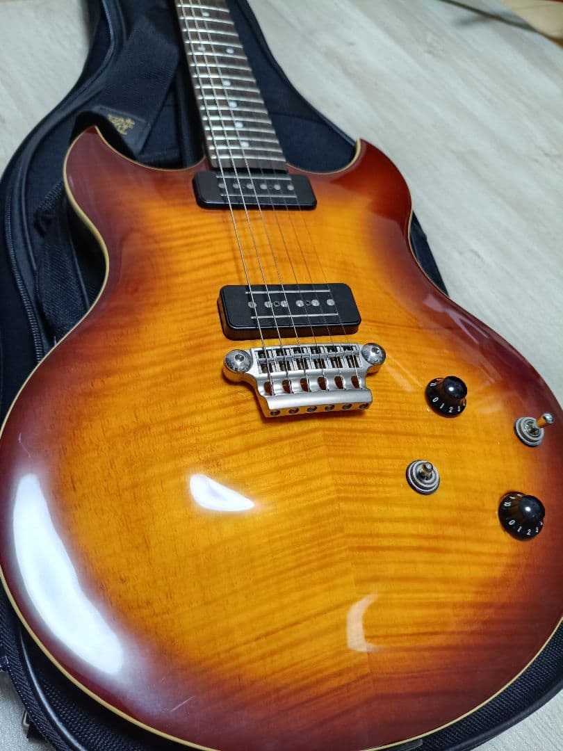 【美品】VOX エレキギター SDC-33 サンバースト