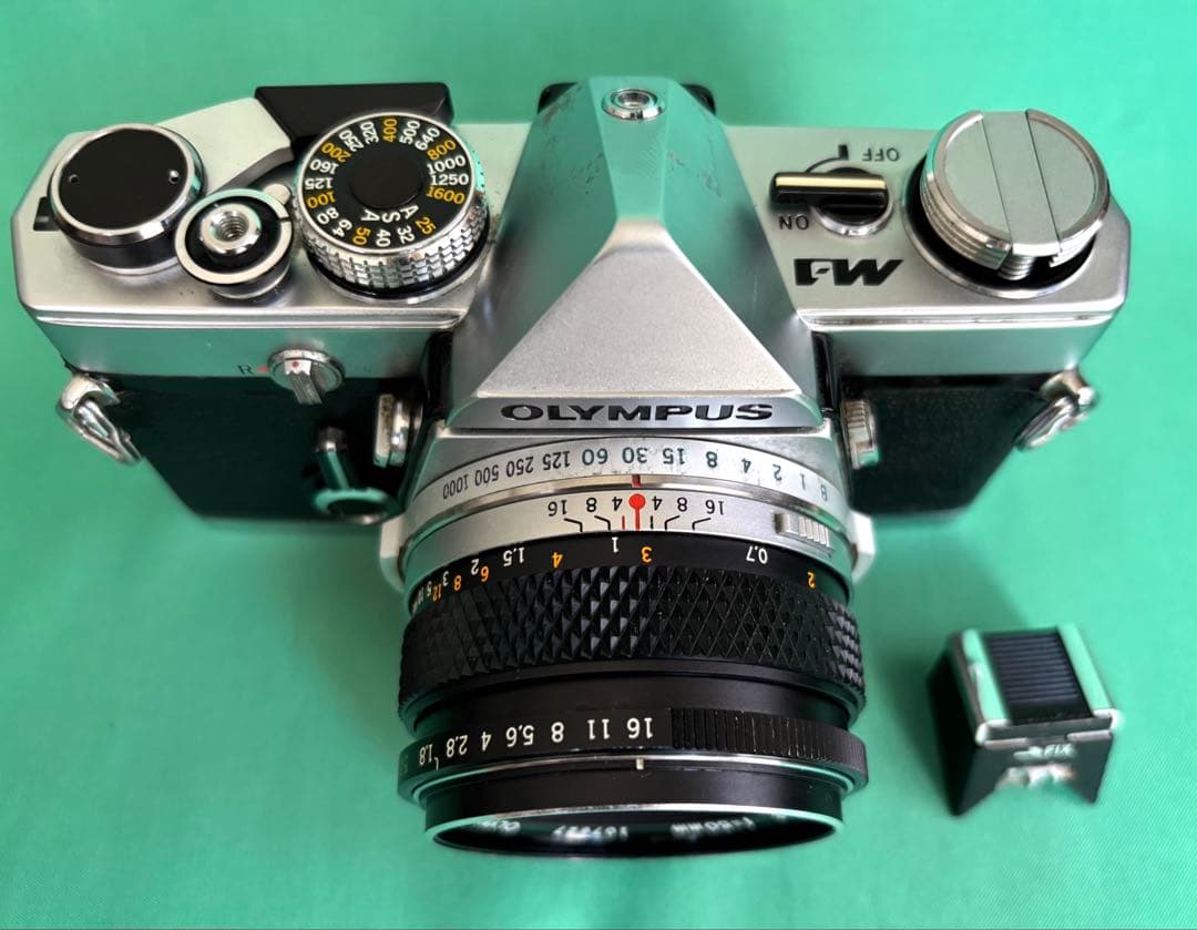 ★ OLYMPUS M-1 + ★ \"M-SYSTEM\" 標準レンズ 50mm