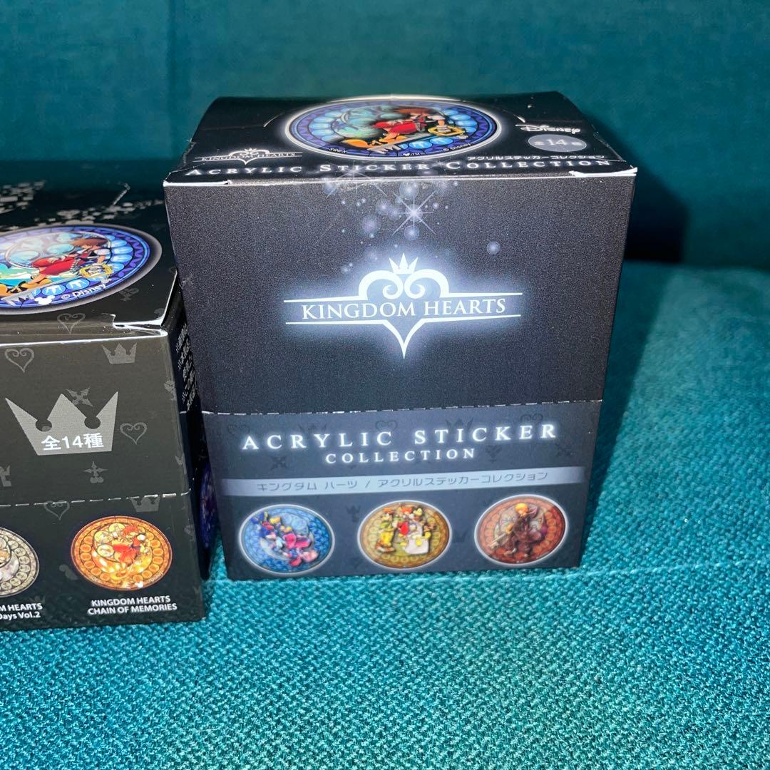 キングダムハーツ　ガラスマグネット　アクリルステッカー　各14個ずつ