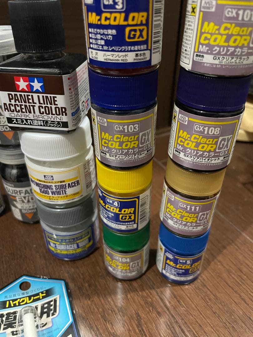 V*❌様 プラモデル用品　塗料