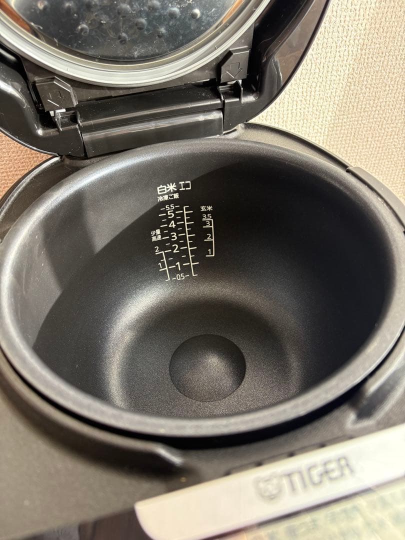 2025年製　TIGER IHジャー炊飯器〈炊きたて〉JPW-H100