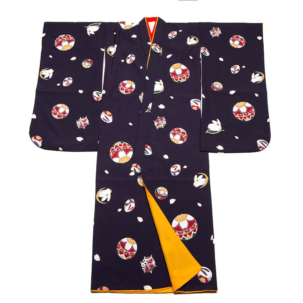 七五三　個性的な７歳振袖和モダン「兎と手毬とぽっくり」濃紫の地色　縮緬地 +襦袢