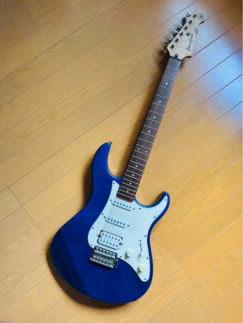 YAMAHA エレキギター 青 3ピックアップ　初心者向け　趣味