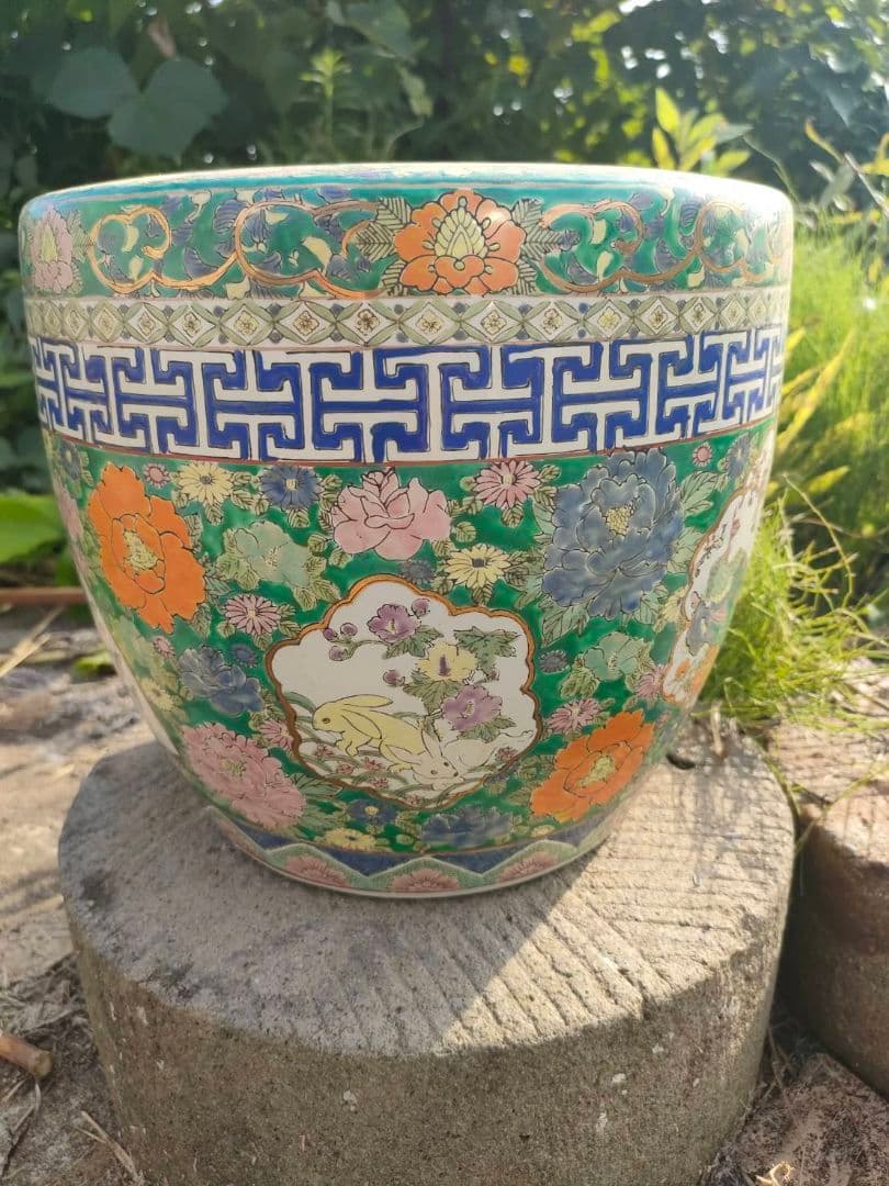 ★色絵 金襴手 火鉢　手焙 兎 孔雀 花鳥山水文 　古具