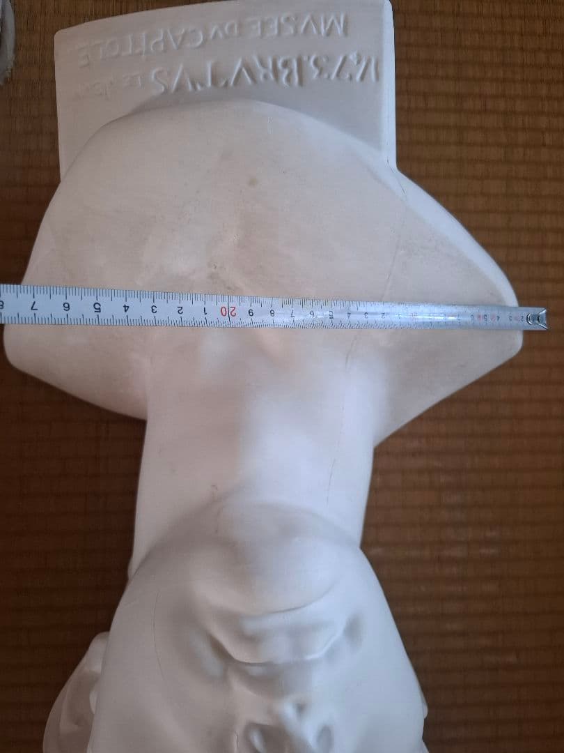 ブルータス　石膏像　デッサン