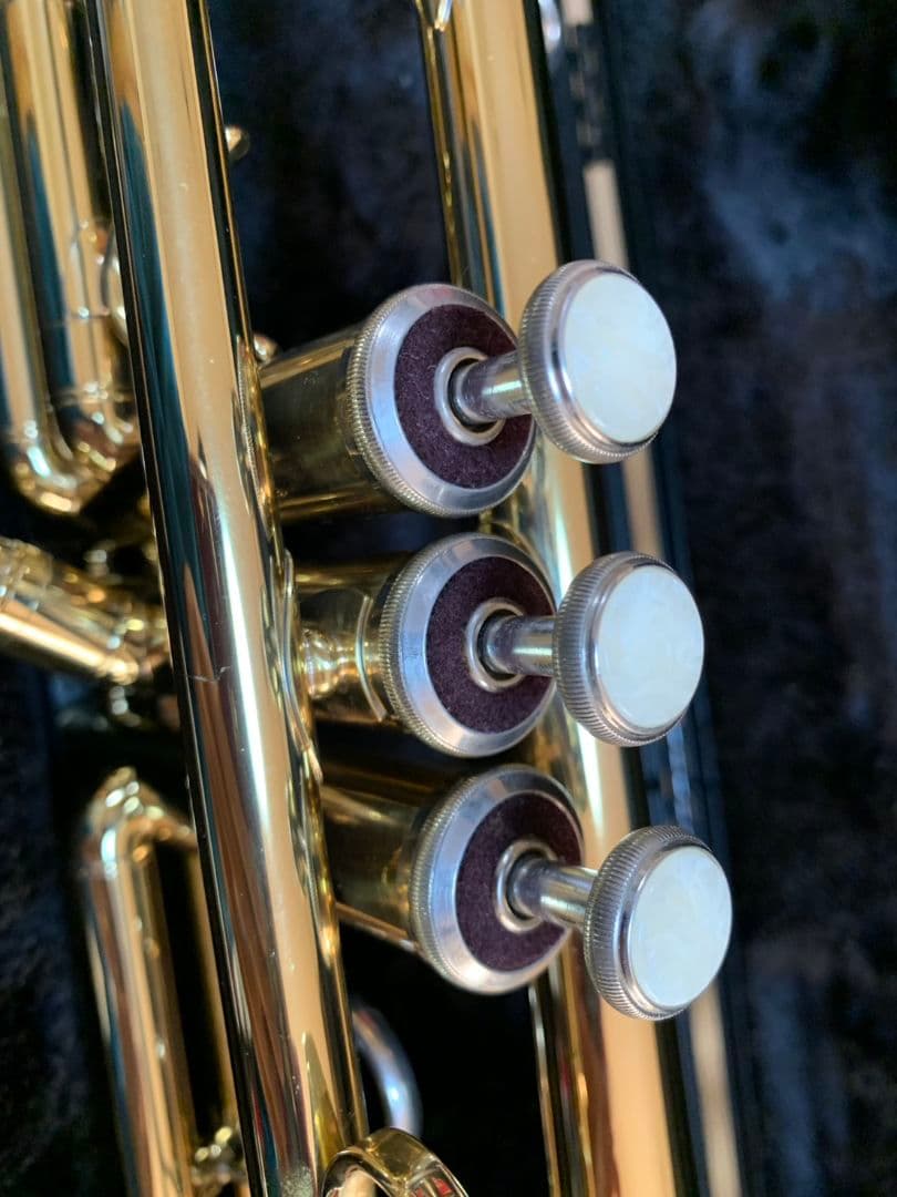 バック　Bach　トランペット　ARISTOCRAT TR600