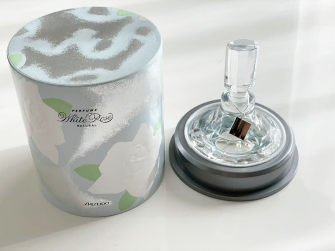 資生堂 ホワイトローズナチュラル 32ml