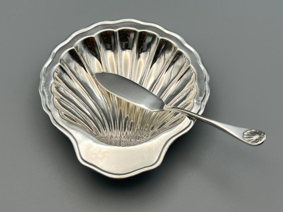 日出島　銀製　刻印　シルバートレイ　バターナイフ　シェル型トレイ　総重量約54g