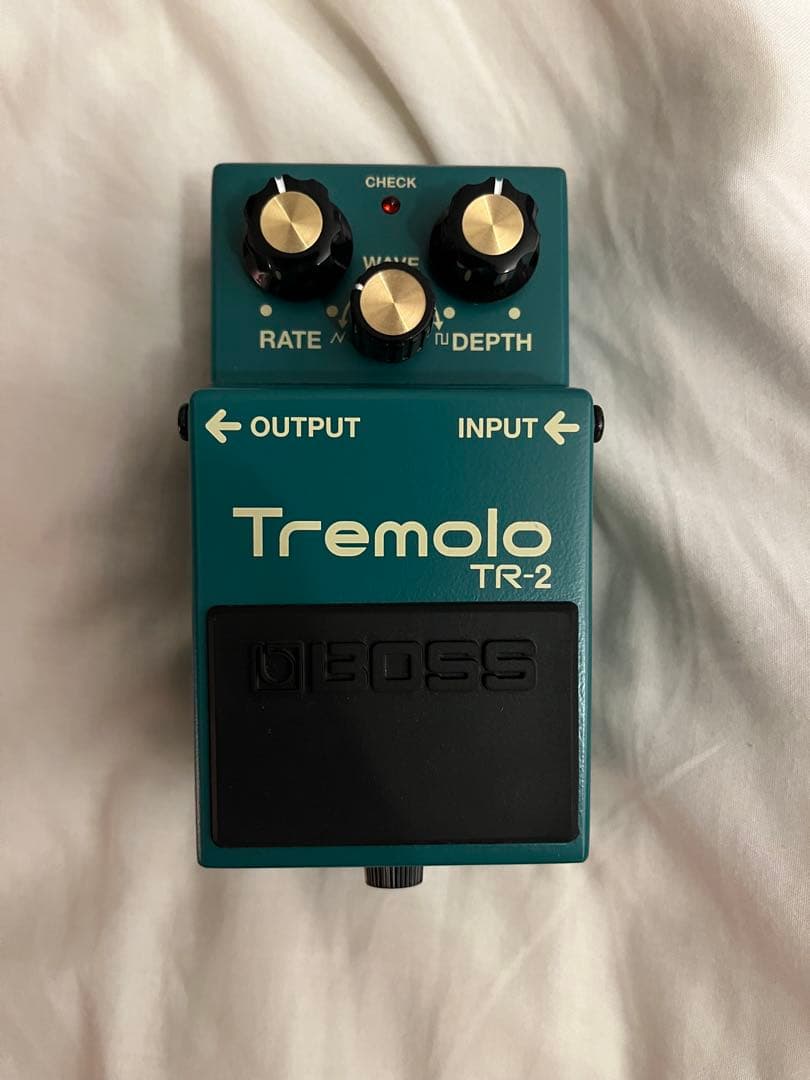 BOSS Tremolo TR-2 エフェクター