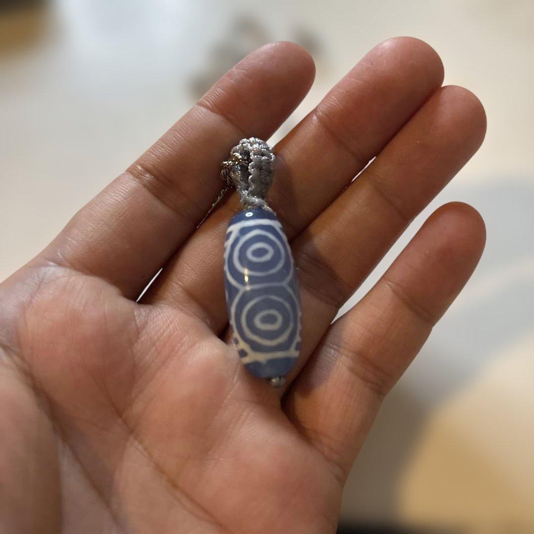 青のシリーズきたよ！老玉髄龍眼天珠様！頭にズーンとくる！