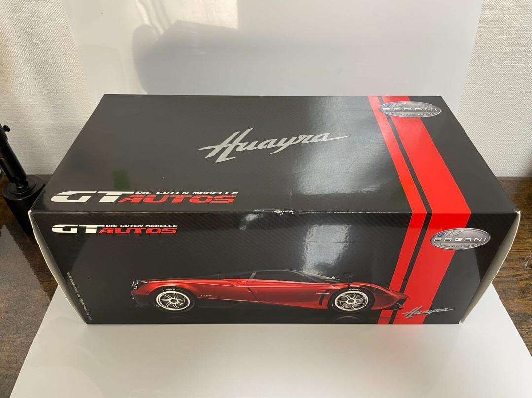 701-017 GT AUTOS 1/18 パガーニ ウアイラ Red