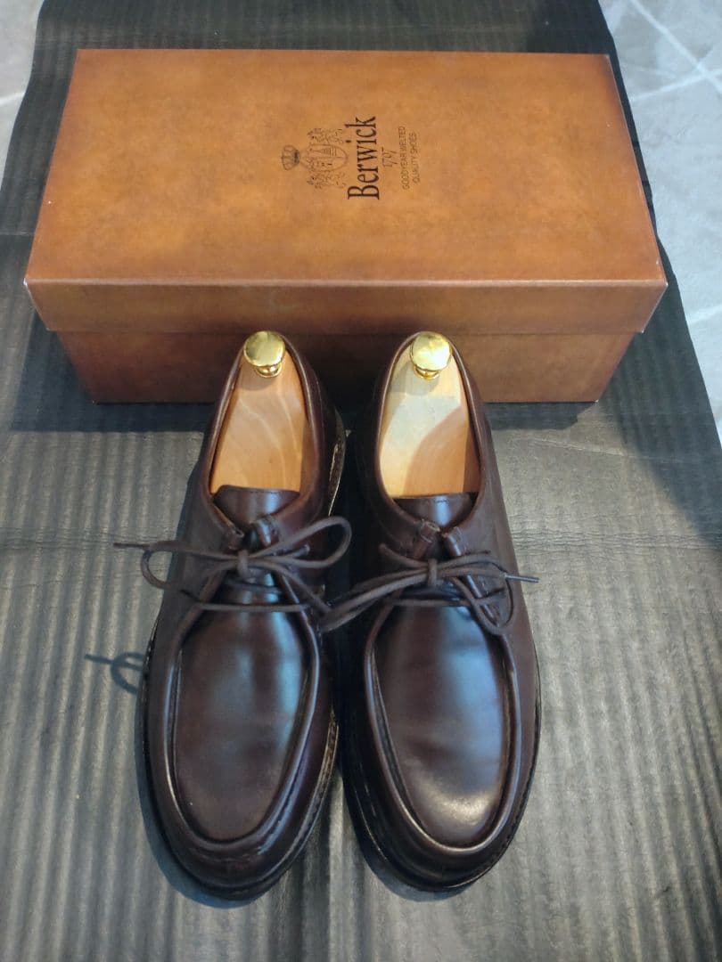 Berwick 5337LAVLDB チロリアンシューズ