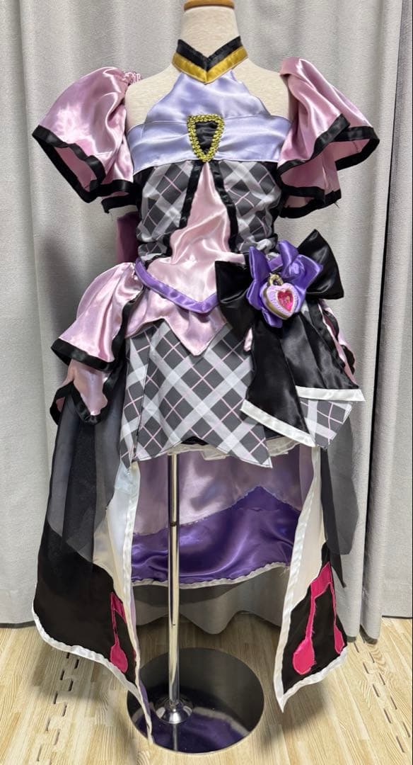 キミとアイドルプリキュア　キュアキッス衣装