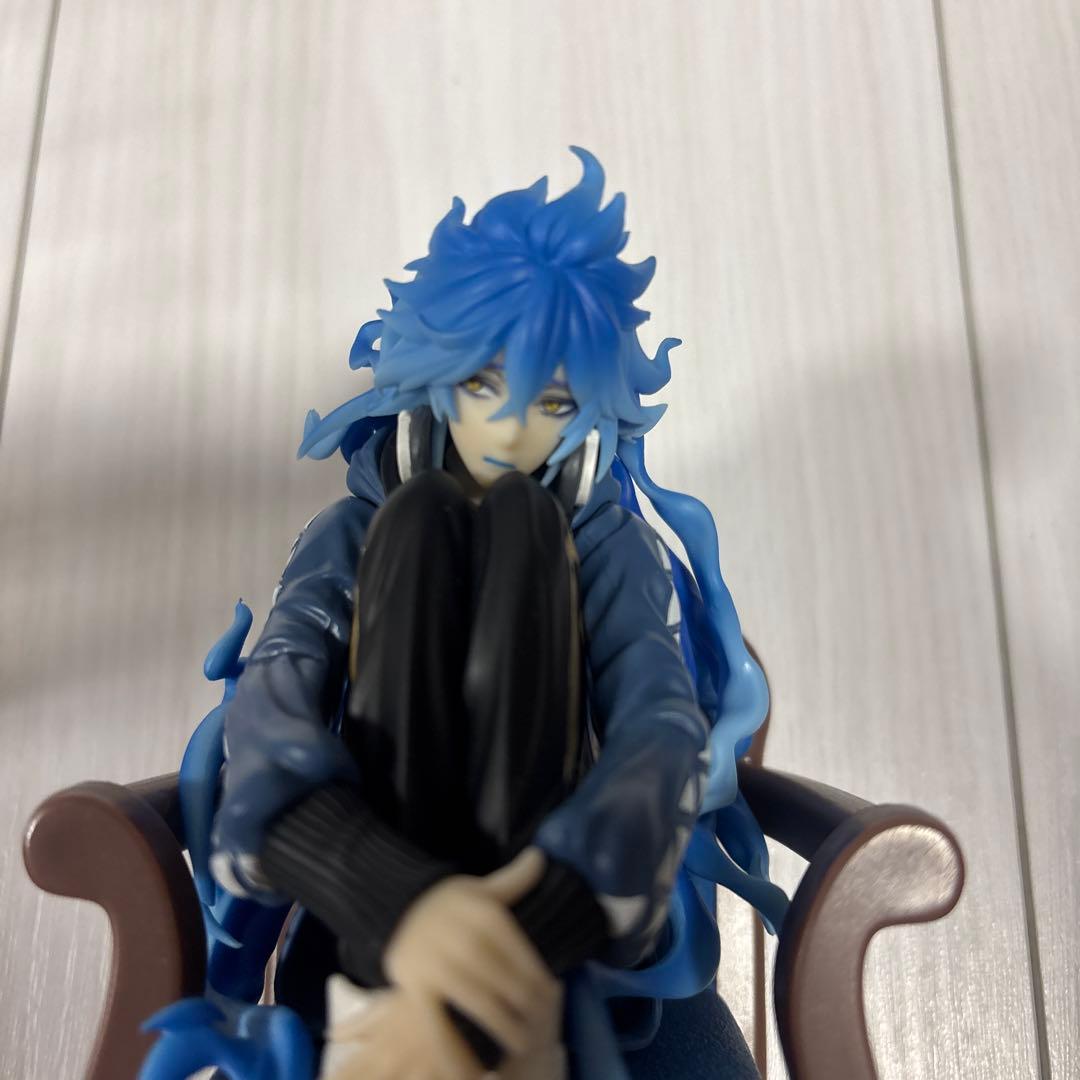 ツイステッドワンダーランド イデア・シュラウド イグニハイド フィギュア