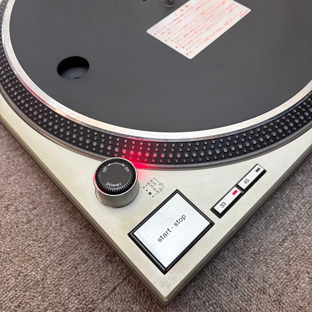 Technics SL-1200 MK5 ターンテーブル