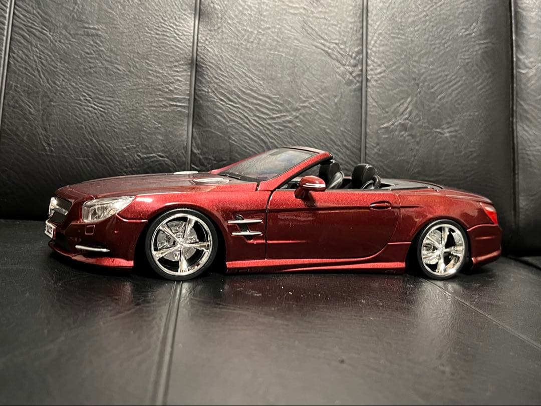 メルセデスベンツ　SLクラス　1/18